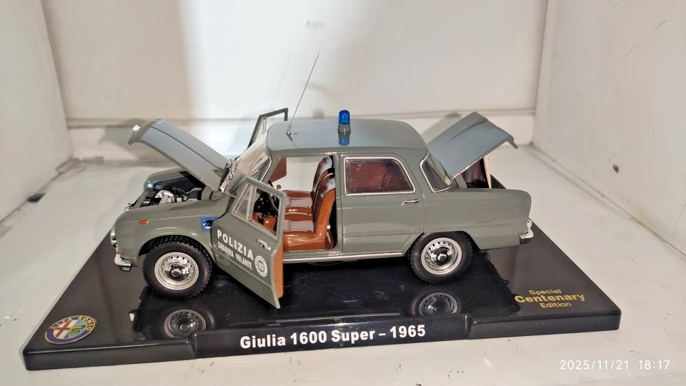 Alfa Romeo Giulia super Polizia squadra volante  1/24 1:24 artigianale - Immagine 3 di 4
