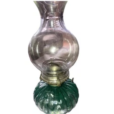 Vintage Oil Lamplight Farms 330 Emerald Green made in the USA