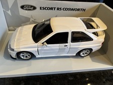 1/18 UT Models Ford Escort