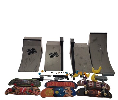 tech deck lot 6 boards with ramp and pieces B63