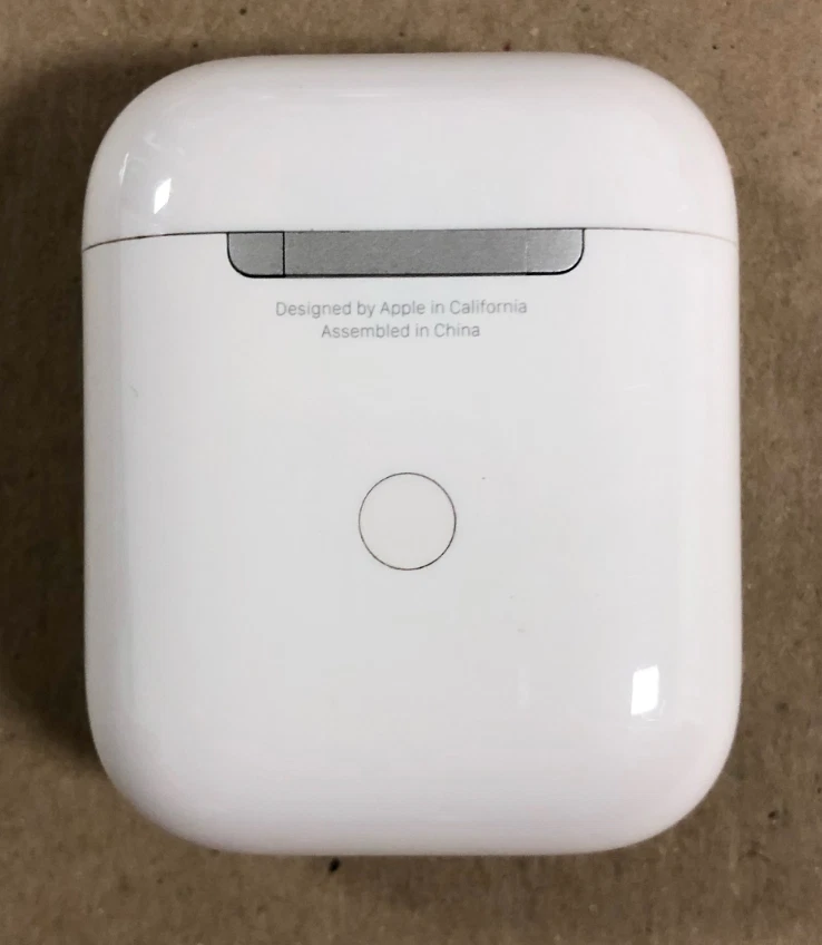 Do i need the wireless charging case for online airpods