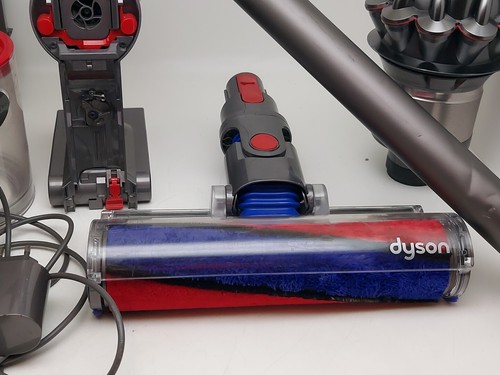 Aspirapolvere Dyson V8 Fluffy Plus Funzionante - Foto 7 di 24