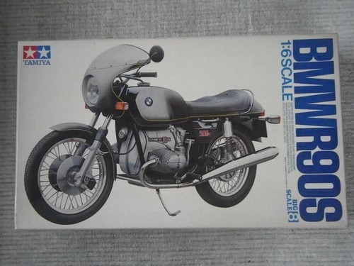 1:6 BIG Scale Tamiya #16008 BMW R 90 S NUOVO RARO RARE OUT OF STOCK ENTROUVABLE - Foto 6 di 24