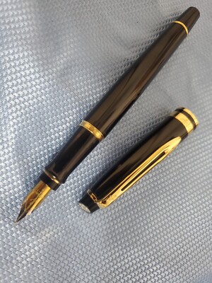 Waterman Expert Black F Fountain Pen