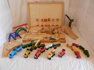 thomas the tank engine wooden train set