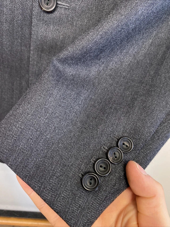 Huntsman Savile Row (37R) Bespoke 3 Piece Herringbone Charcoal Handmade Suit VGC - Image 4 of 4