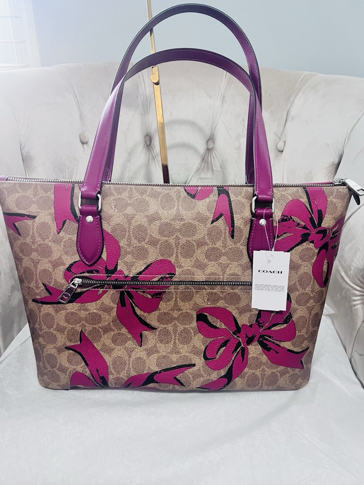 NWT Coach Gallery Tote Bag Handbag Purse Signature Bow Print CZ174 Brown Pink image 4