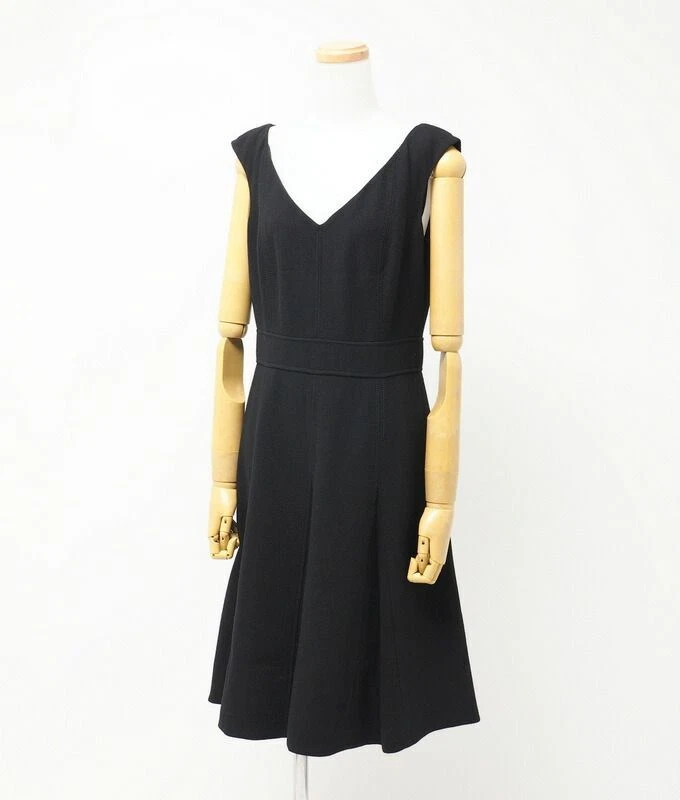 Abito Prada nero pezzo unico taglia anni 40 buone condizioni