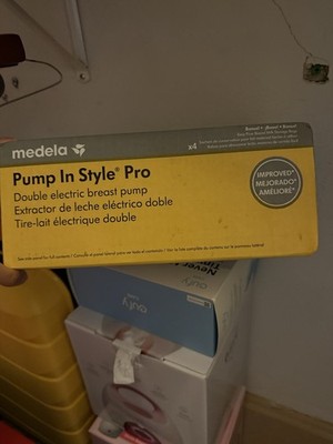 Medela Pump In Style Pro Traditional Breast Pump with Accessories New Open Box