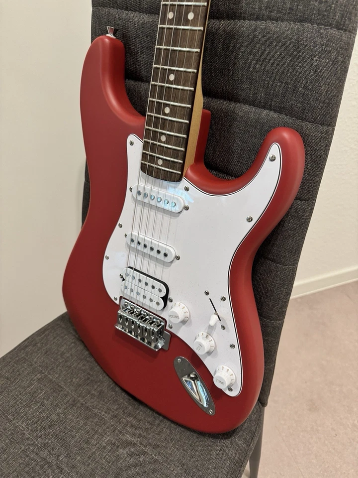 Squier by Fender Debut Collection HSS Strat E-Gitarre Dakota Red - Bild 3 von 4