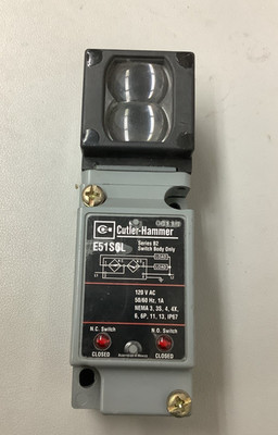 Cutler Hammer E51SCL Limit Switch Body w/ E51DP6 Photoelectric Sensor (b100)