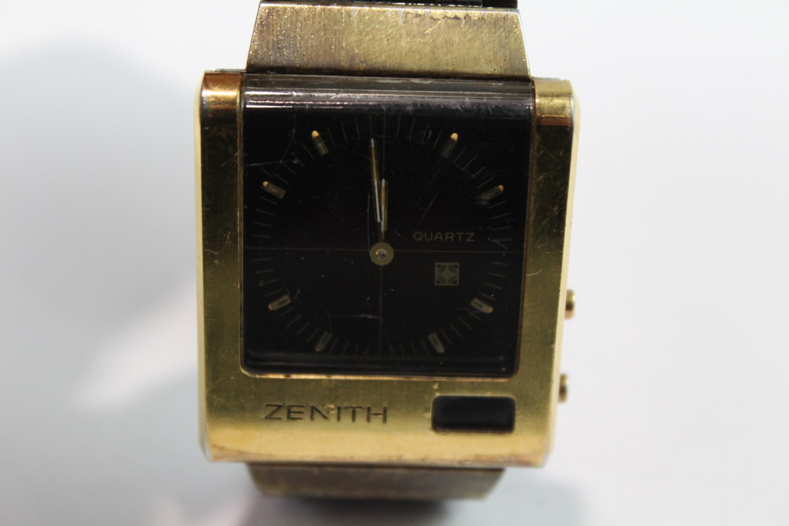 Zenith Future Time Command Watch Quartz SPARES & … - image 3