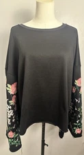 Umgee Black Top Floral Embroidered Sleeve Boho Boutique oversized pullover Sz L