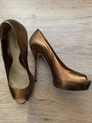 Chaussures escarpins à plateforme Gucci bronze métallisé cuivre cuir bout ouv... - Photo 1/4