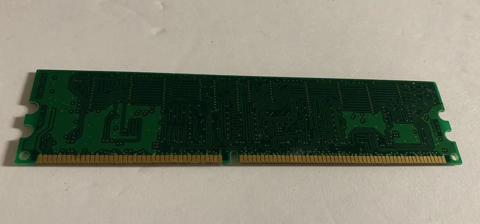 1 Micron 128MB DDR 333MHz CL2.5 PC2700U-25331-C1. - Image 2 of 3