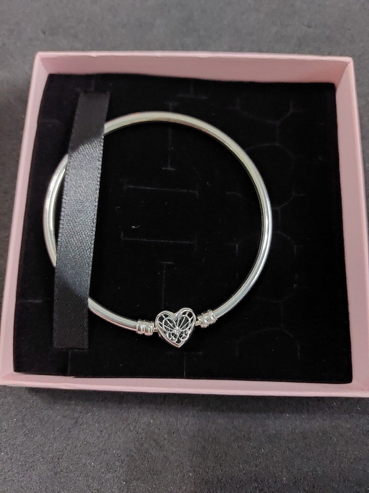 Pandora Sterling Silver 19cm Heart Clasp Bangle Charm Bracelet