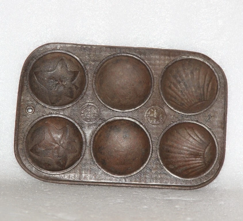 Vintage Regd Sans 81820 Design Iron Different Shape Cookies Baking Tray