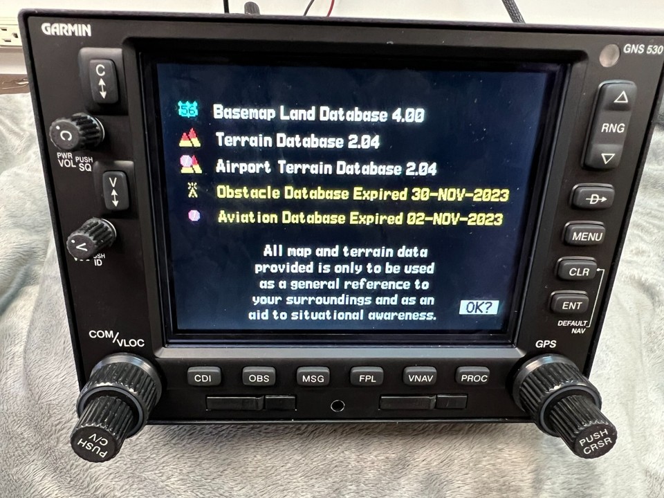 GARMIN GNS 530W WAAS 14/28V w/ Tray, New GA 35 GPS antenna