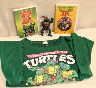 VTG TMNT Teenage Mutant Ninja Turtles Lot DVD's T Shirt Michaelangelo Figurine