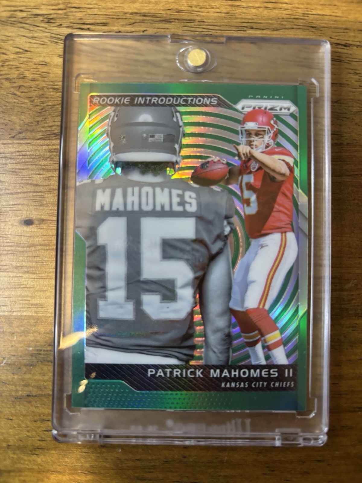 2017 Panini Prizm Patrick Mahomes Green Rookie Introductions Prizm - Chiefs RC