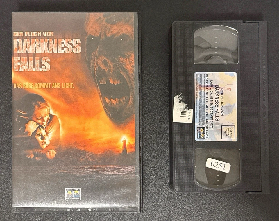 Der Fluch von Darkness Falls FSK16 82Min. Uncut RAR Sammler Hardbox VHS - Bild 2 von 4