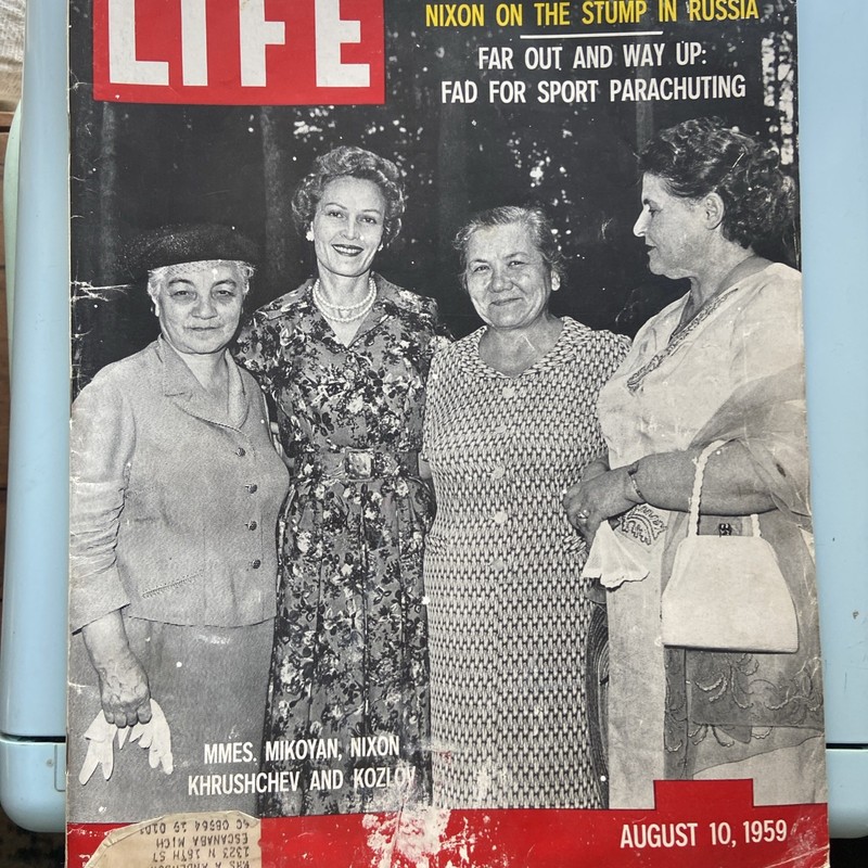 Life,August 10,1959, Illustrations In Color ,