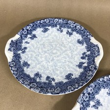 Paar antike Royal Doulton blau und weiß Gänseblümchen Chintz Kuchenteller RD21