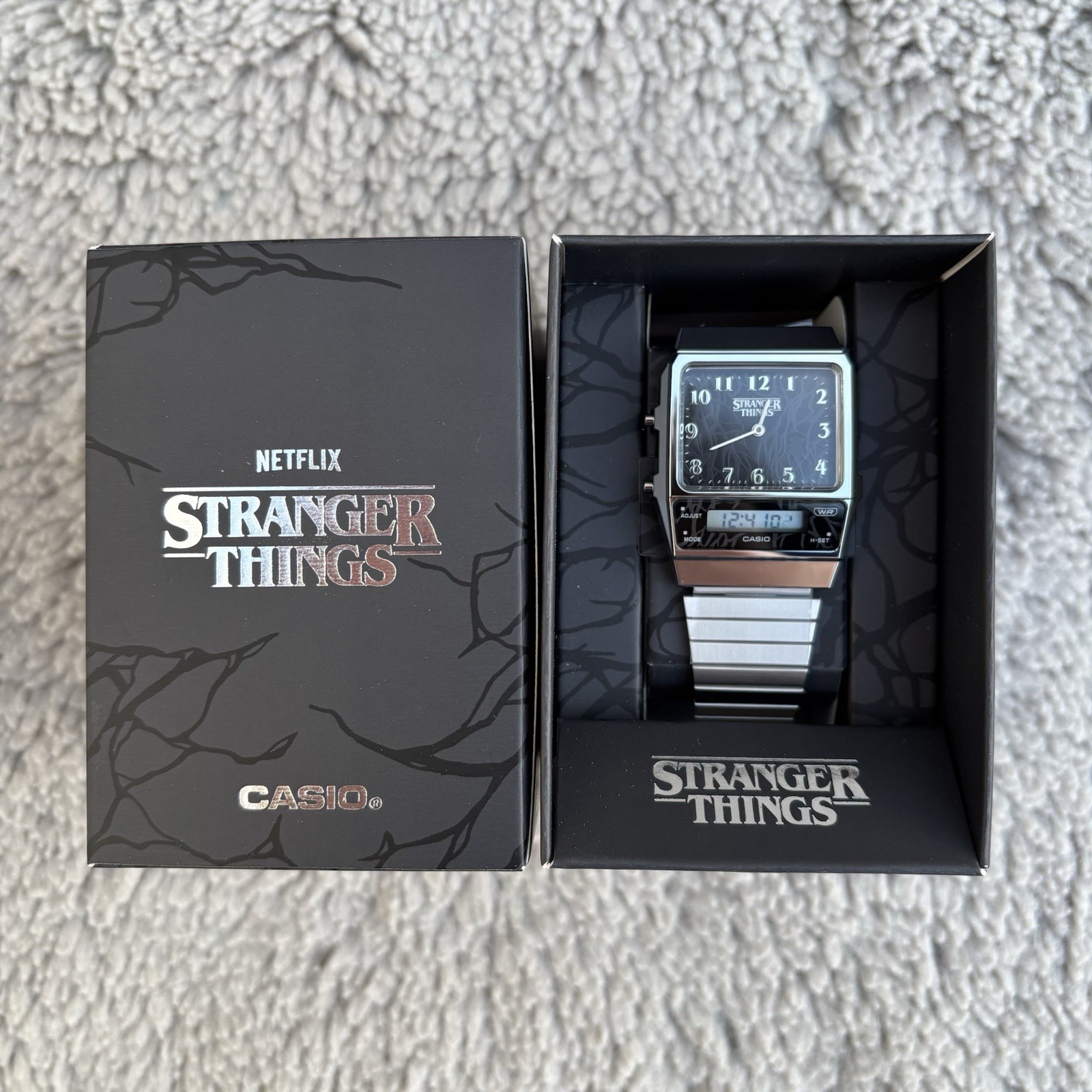Casio Stranger Things AQ-800EST-1AJR montre vintage pour un look rétro 80s
