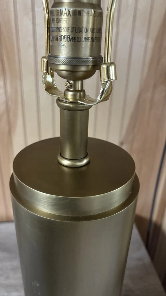 Цилиндрическая настольная лампа для колонн под правую руку Restoration Hardware — полированная латунь - Изображение 3 из 4