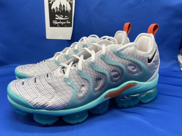 vapormax plus mint green