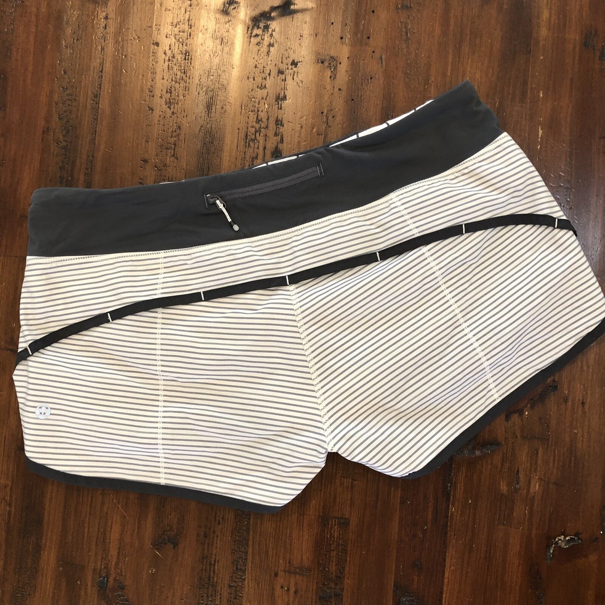 Lululemon Slamom Stripe Angel Wing Speed Shorts Size 10