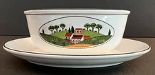 Villeroy & Boch Design Naif Gravy Boat w/ attached Underplate