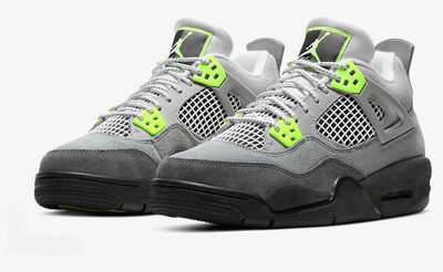 grey wolf 4s