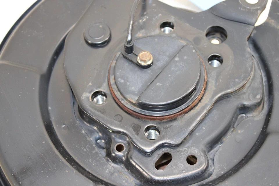 Nissan Juke 2011-2017 tracción delantera nudillo trasero derecho/husillo OEM JX69 Foto 3 de 4