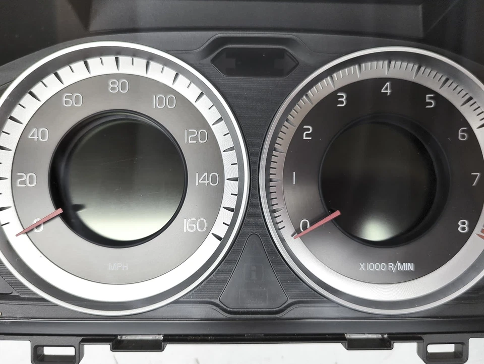 Cuadro de instrumentos velocímetro Volvo S80 2011-2013 3,2 L 90 k millas 36001837 Foto 3 de 4