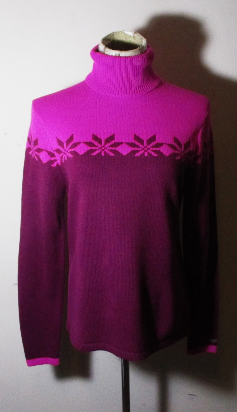 COLUMBIA Sportswear Magenta Long Sleeve Turtleneck Sweater Size L