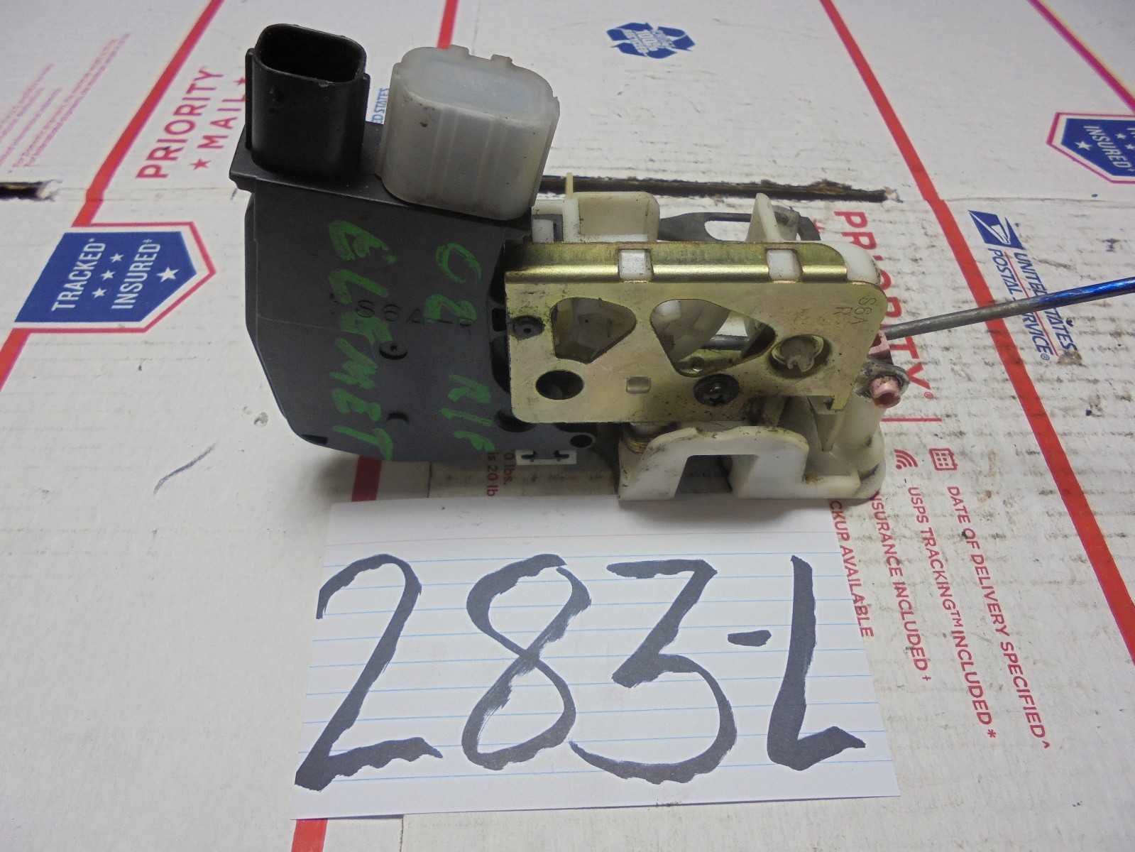 03 04 05 06 07 08 09 10 Element FRONT PASSENGER Side Door Latch Power Lock#283-L