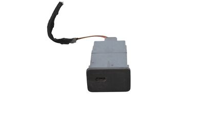 Mercedes V177 USB-C-Buchse A2478207802 A180d 2021 Rechtslenker 