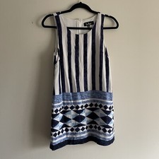 Lulus Women S Sleeveless Multitask-Queen Ivory And Blue Print Shift Dress