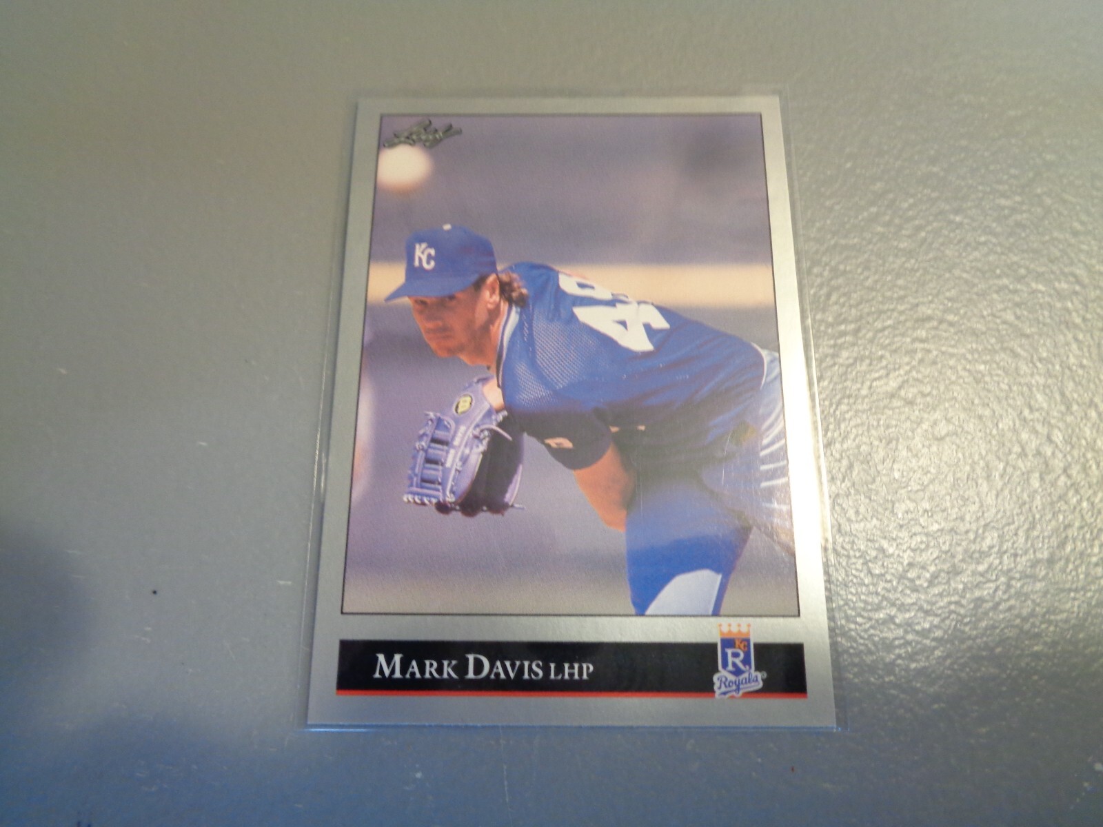 MARK DAVIS KANSAS CITY ROYALS #163 - LEAF NM-MT 1992