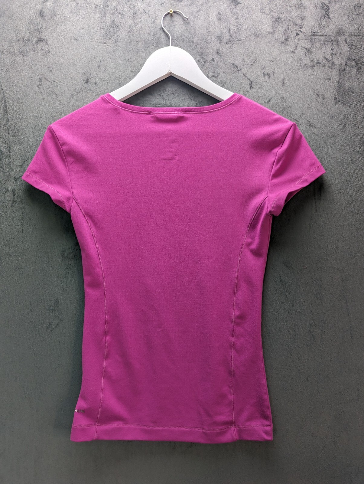 Adidas Women’s Climalite T Shirt Size 8 Slim Pink Activewear Gym Running Sports image 7
