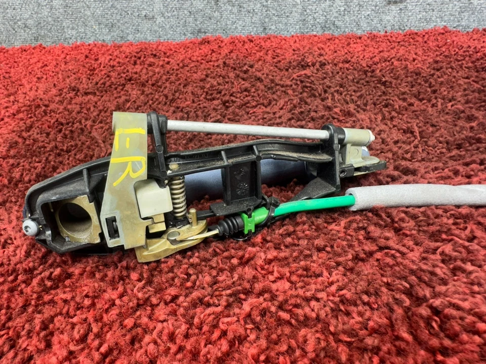 Manija de puerta exterior trasera izquierda lado del conductor BMW 1999-2005 E46 sedán OEM 106K Foto 4 de 4