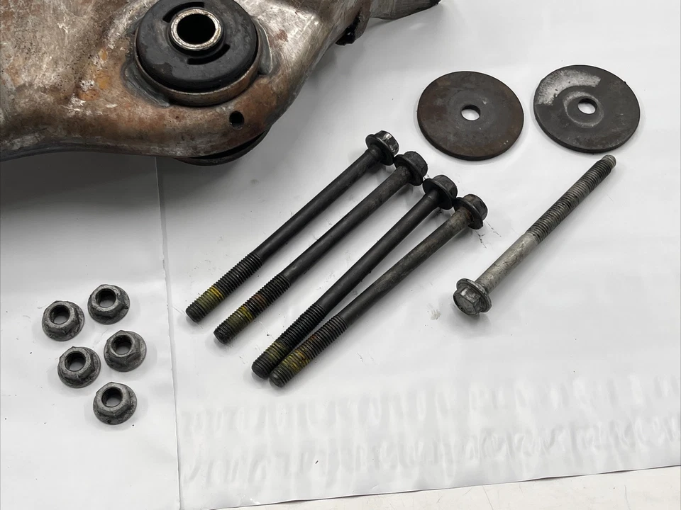 2003-2009 Hummer H2 Front Differential Carrier Mount Support Crossmember OEM - Image 2 of 4