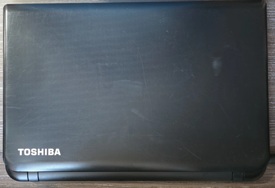 Toshiba SATELLITE C50-B-14D 15.6" AMD E1 6010┃4GB RAM,500GB HDD, WIN NOT ACTIVE - Image 2 of 4