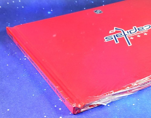 Mini libro conmemorativo del campeonato de la Copa Stanley de Washington Capitals 2017-18 SGA - Imagen 8 de 12