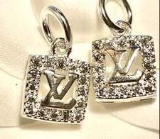 L  Vs 2 Tiny Set Button zipper pull 9mm  2pc Square Rhinestones / Silver