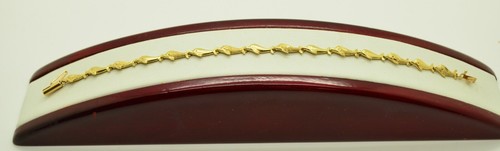 14K Yellow Gold Cute Dolphin Linked Bracelet GOLD-2369
