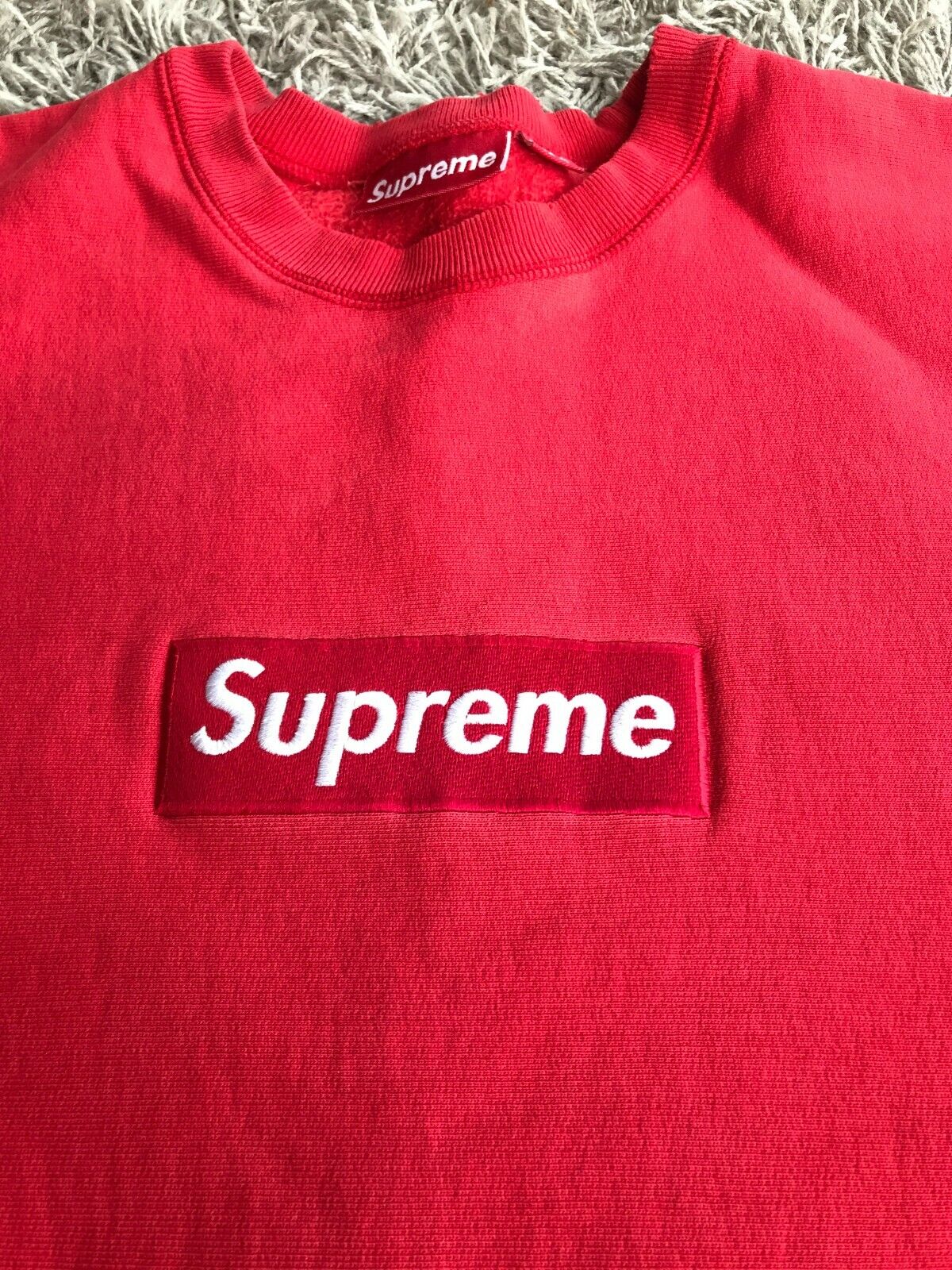 Supreme Plus on X: 18'F/W Week16 Box Logo Crewneck ※アイテム着画    / X