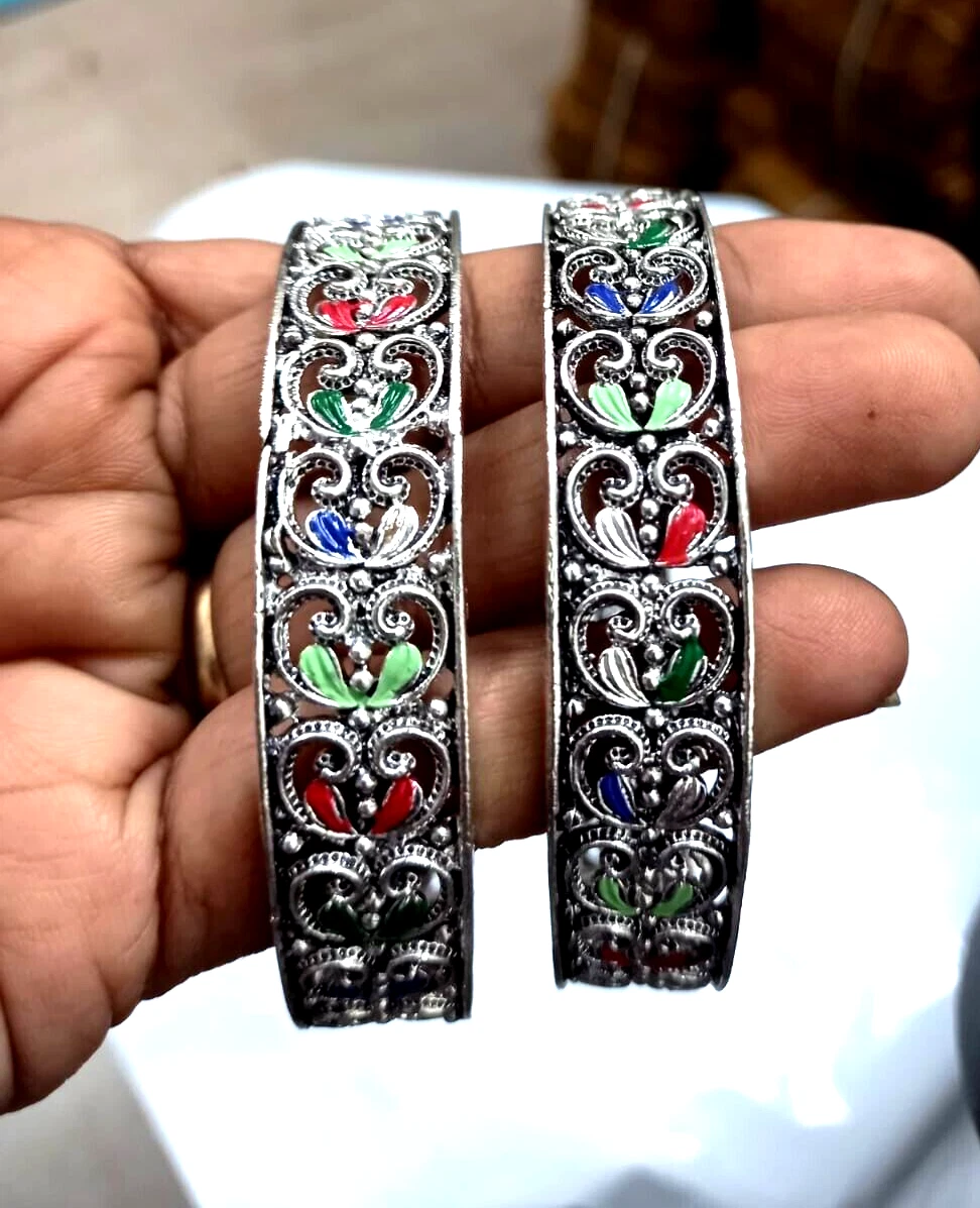 Silver chudi design sale