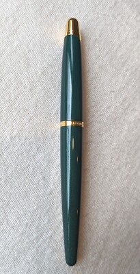 Alfred Dunhill AD2000 Metallic Emerald Green Fountain Pen 18K-750